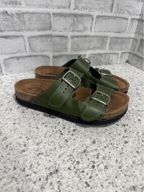 Kurier Olive Green Adjustable Buckle Slide Sandals, Size 40